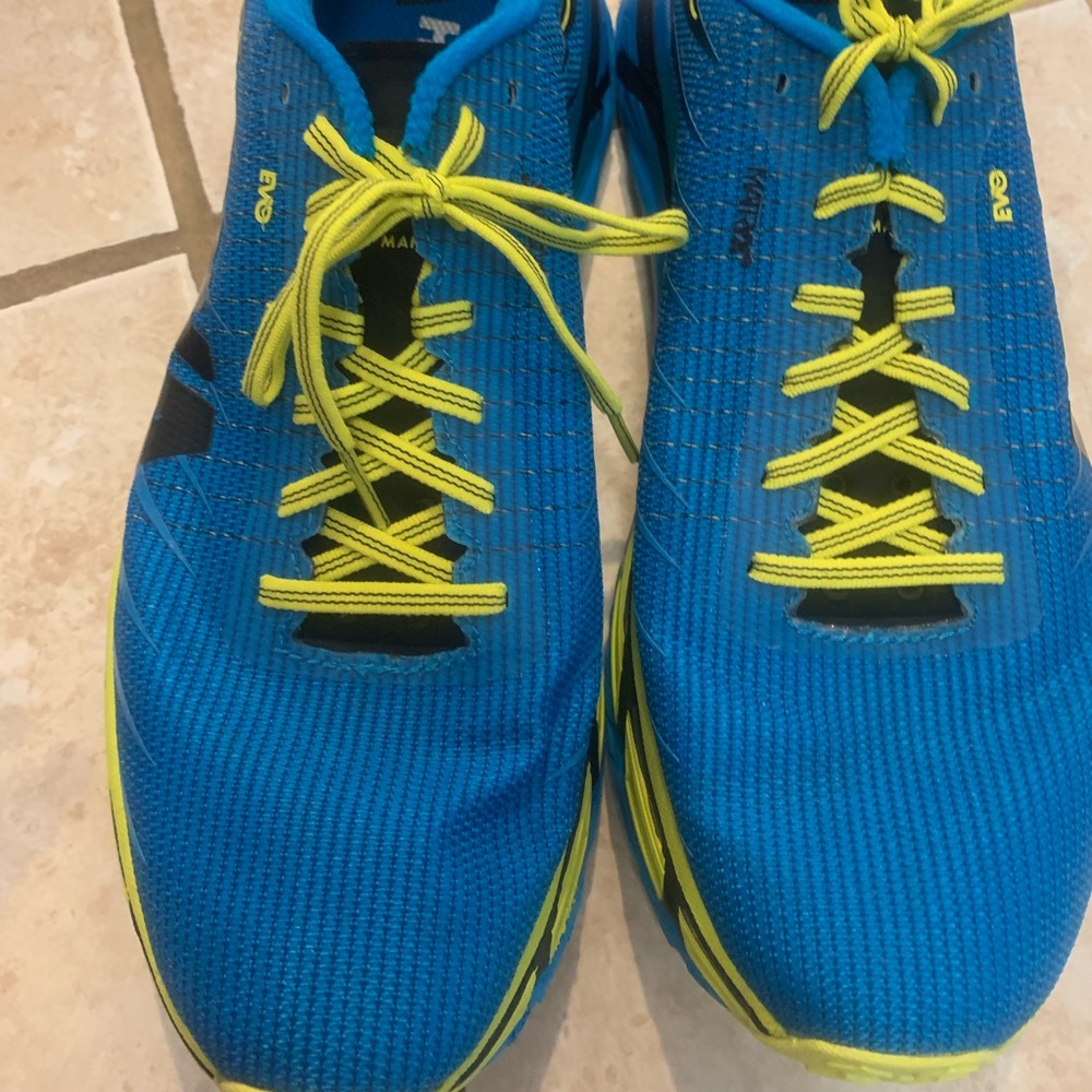 Hoka one one evo trail shoes